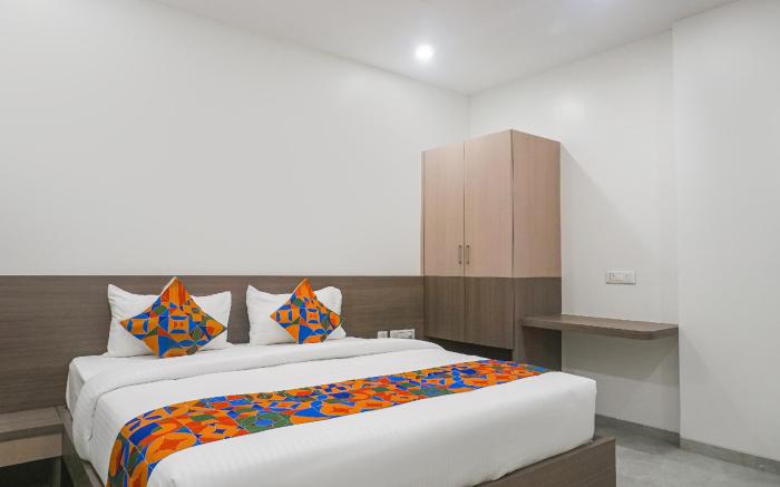 FabHotel Prime Athiti Delight Stay - Nr. D'Mart