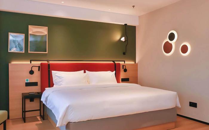 Campanile Hotel Shanghai Dishui Lake Ocean Park