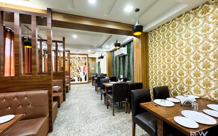 Hotel Vrinda Sarovar 