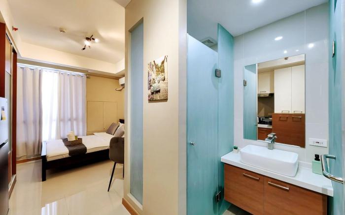 Condotel 1BR Suite at Sunshine100 City Plaza #SS07