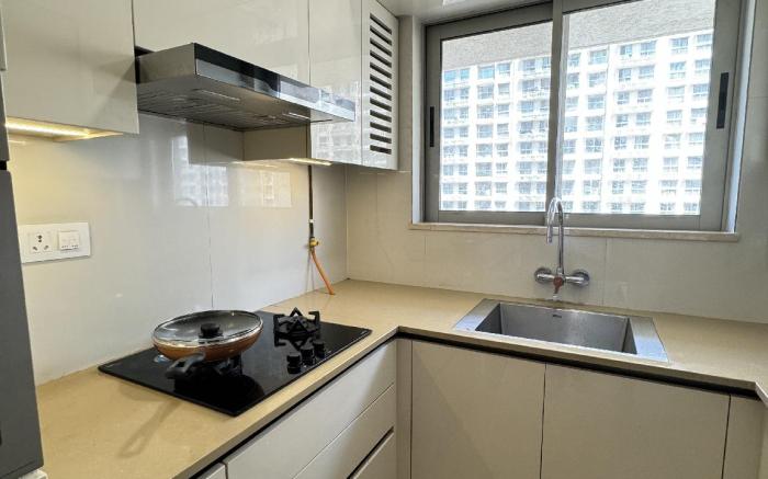 Regent Hill Hiranandani property 