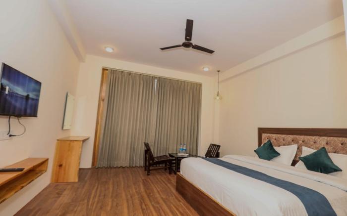 Goroomgo Mareema Pure Veg Hotel Manali