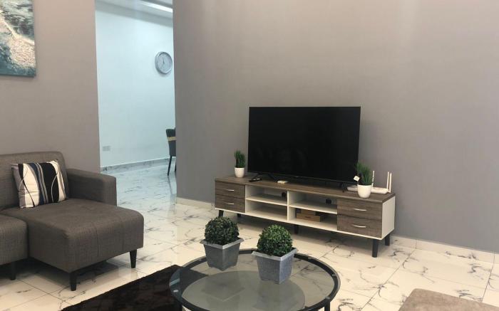 Calma Villa @ Hutan Kampung