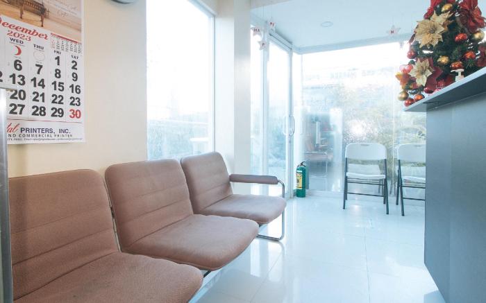 RedDoorz @ Grand Apartelle Hernan Cortes Cebu