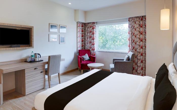 Super Townhouse Oak Rajpur Road Dehradun