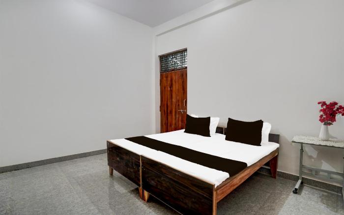 Hotel O by OYO R L PALACE