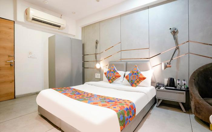 FabHotel Prime Welcome Palace - Nandi Park Society, Piplod