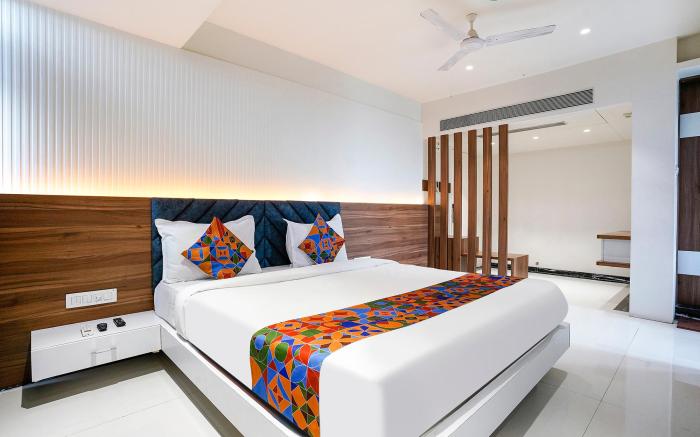 FabHotel The Nashik Inn - Nr. Vijay Mamta Theatre, Nashik Road