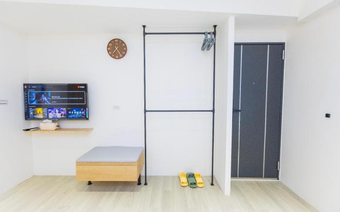 Two rooms Apartment_LongShan Temple_Ximen_RoomC