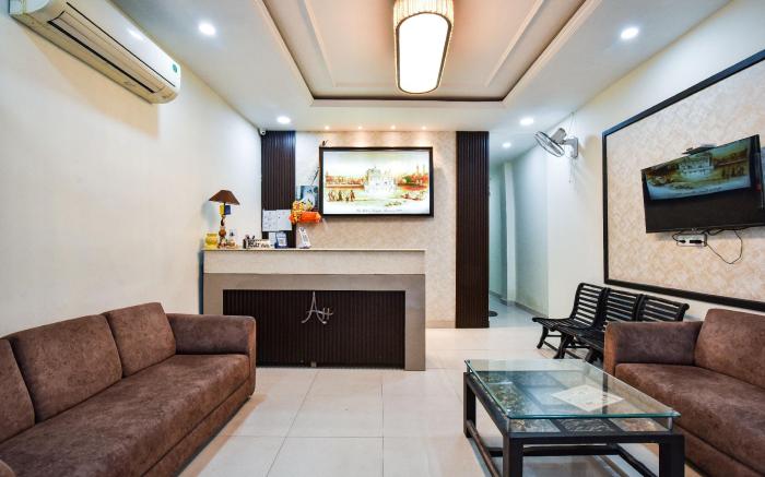 Hotel Akaal Heights