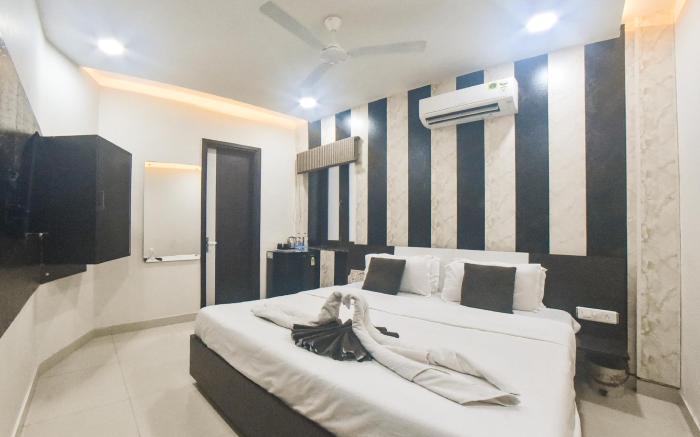 Hotel Akaal Heights