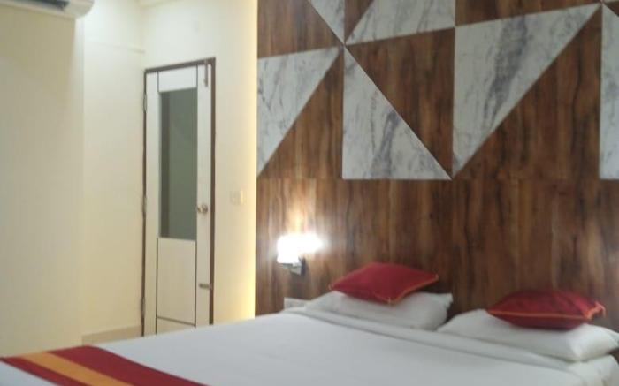 Ishwerya Suites