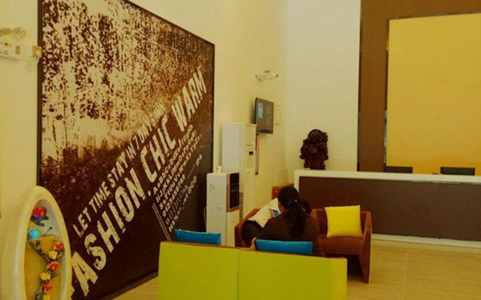 IU Hotels·Guiyang Jinyang Century City Shopping Center Chayuan Cun Subway Station Vanke