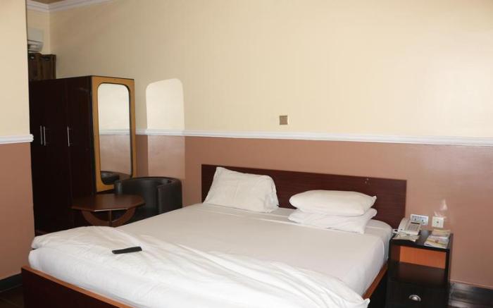 Entry Point Hotel