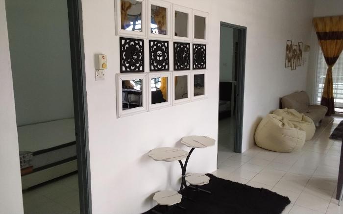 AL-DHAKIYA HOMESTAY