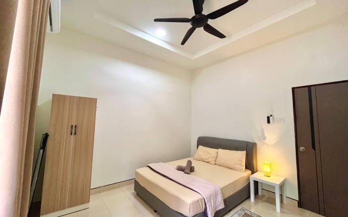 Delima Guesthouse (2 bedroom, 1 toilet)