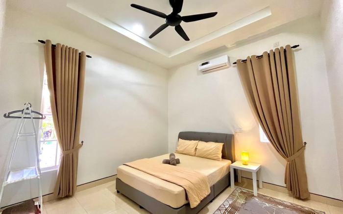 Delima Guesthouse (2 bedroom, 1 toilet)