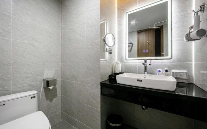 A25 Hotel - 21 Nghĩa Tân