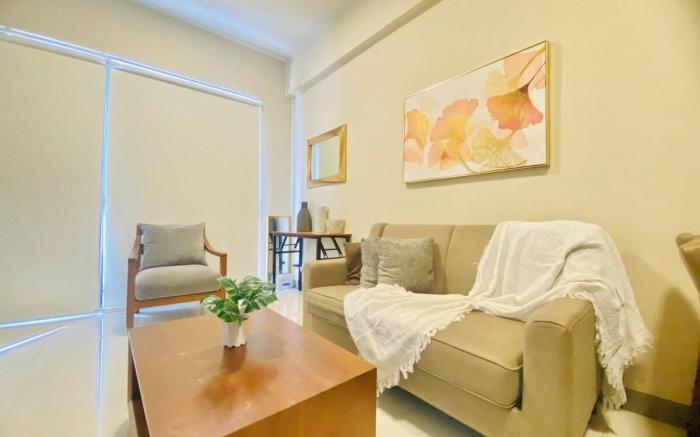 Cozy and relaxing condo w/ beach