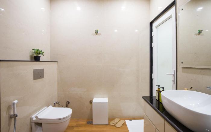 ELIVAAS 6 BHK Farmhouse with Pvt Pool & Garden - Enchantia