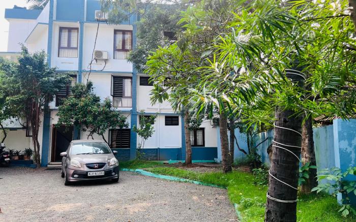 Hotel Sunday - Townhouse Club Airport Trivandrum