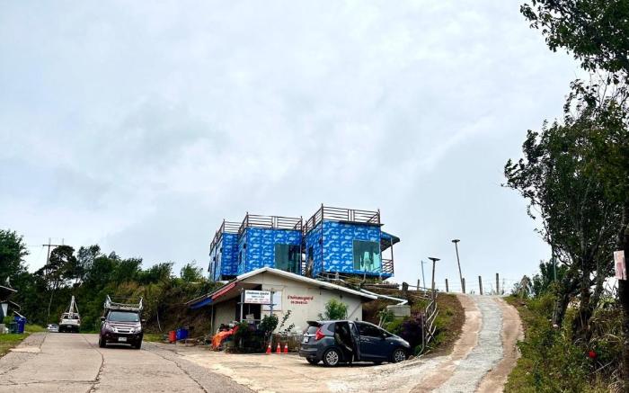 The Moon House Phu Thap Buek