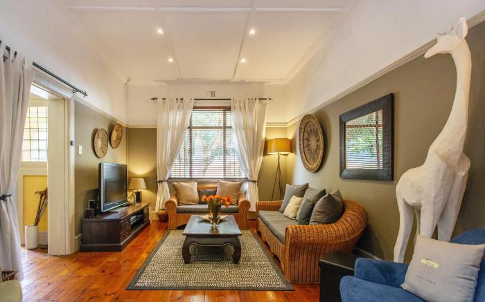 Tom's Guest House