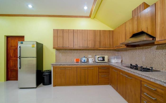 Green tea pool villa