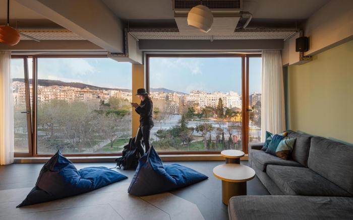 Zeus is Loose Hostel