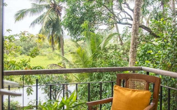 Frangipani - Hidden Gem of Goa w Pool & Field View