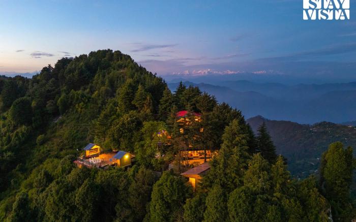 StayVista at Chalet Rushli
