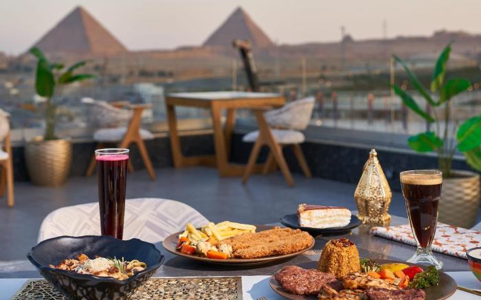 Royal Great Pyramid INN