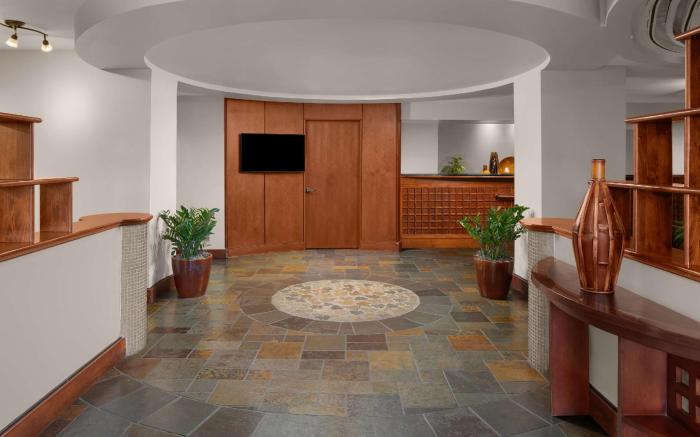 Larkspur Landing Extended Stay Suites Hillsboro