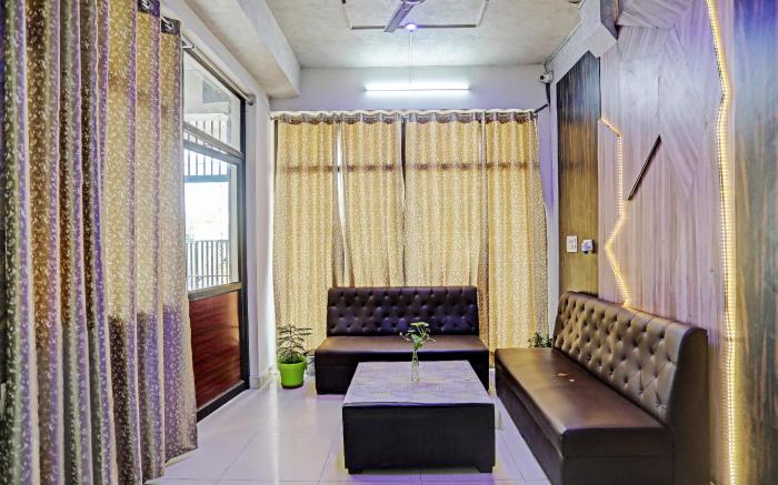 Shree Hotel