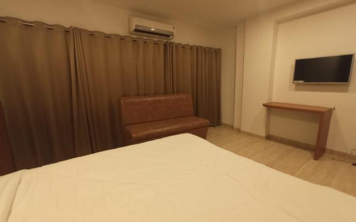 HOTEL BOBBYS SOLITAIRE INTERNATIONAL