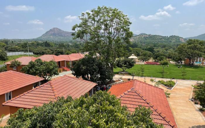 V NATURE RESORTS