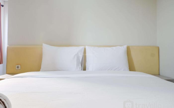 Comfy 1BR Twin Tower Apartment By Travelio