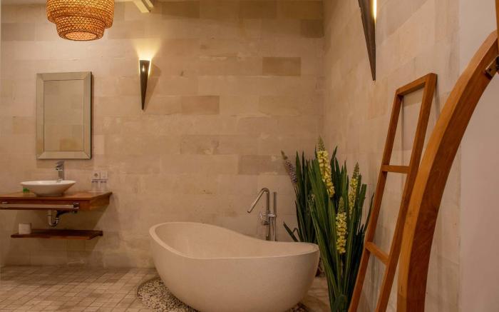 Stylish 4 BR Villa K-Mea in the heart of Seminyak