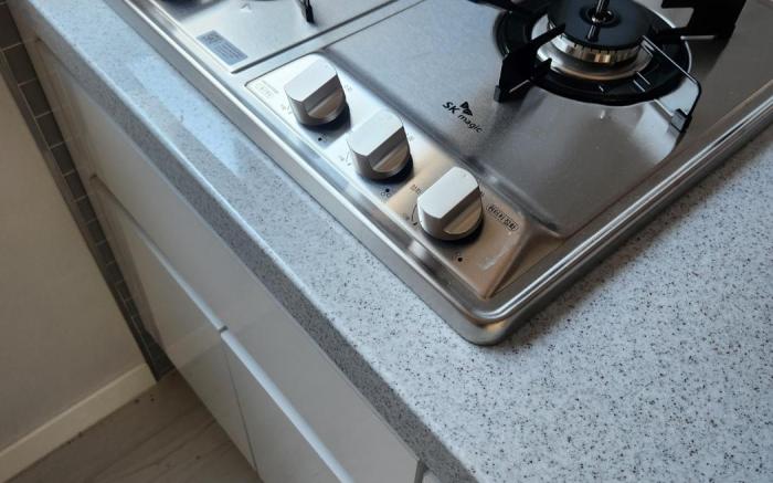 a머니스테이 스페셜 - 방4개 거실2개 화장실2개  최대 12인 가능/주차무료 /리모델링