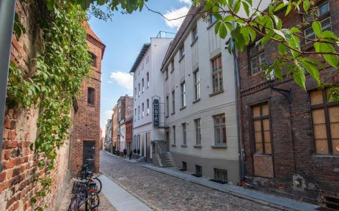 Happy Street Hostel