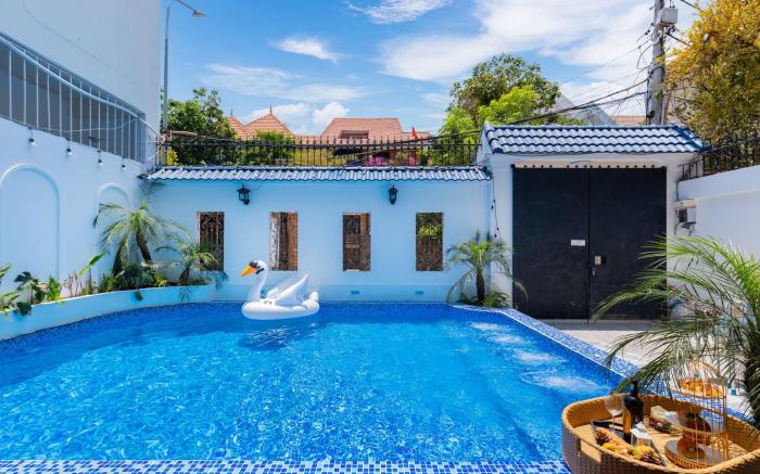 Sunflower Villa –Số 11D Khu Biệt Thự Lạc Long Quân