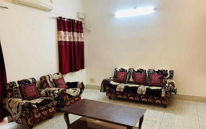 Amita’s Haven- Villa(AC Wifi TV fridge RO Washing)
