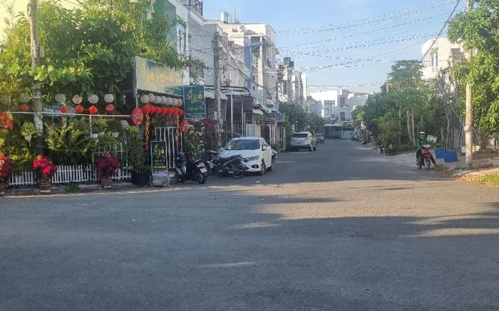 Nhà Nghỉ 131