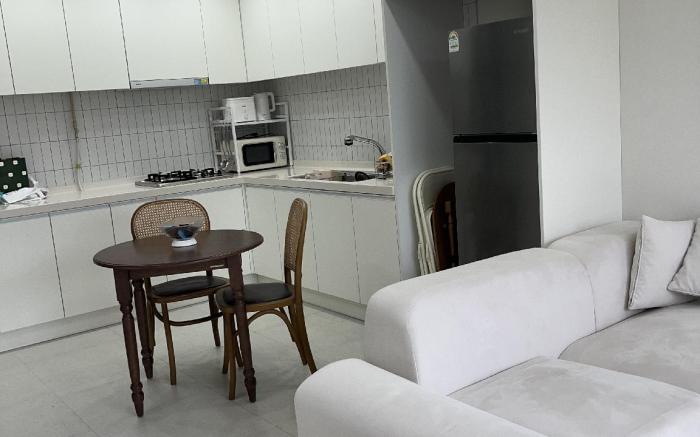 [Unseo Station 5 minutes on foot, Incheon Airport 15 minutes] Spacious and comfortable house