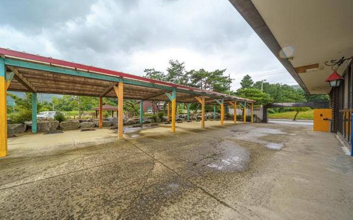 Yesan Deoksan Baekje Hotel