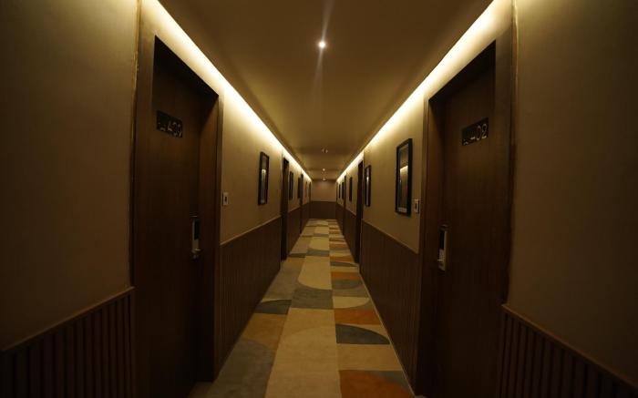 CAPITAL LUXURY SUITES