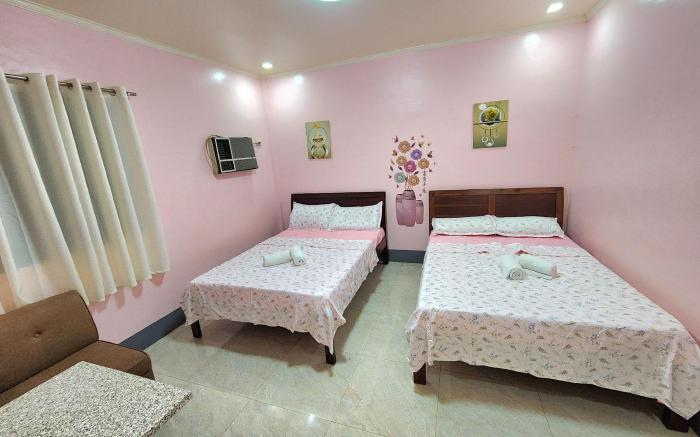 Family room for 4pax w/AC and CR