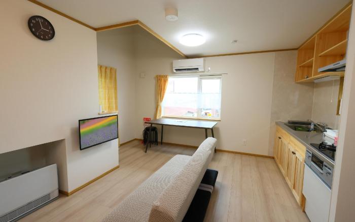 NakaFurano  Okamachi Hill House B