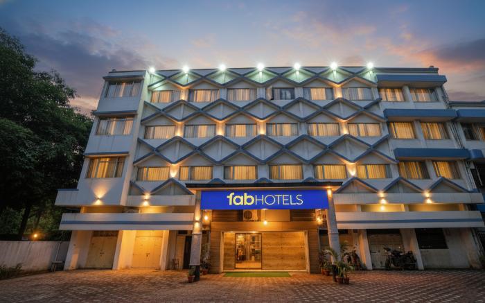 FabHotel Neelkamal - Chembur