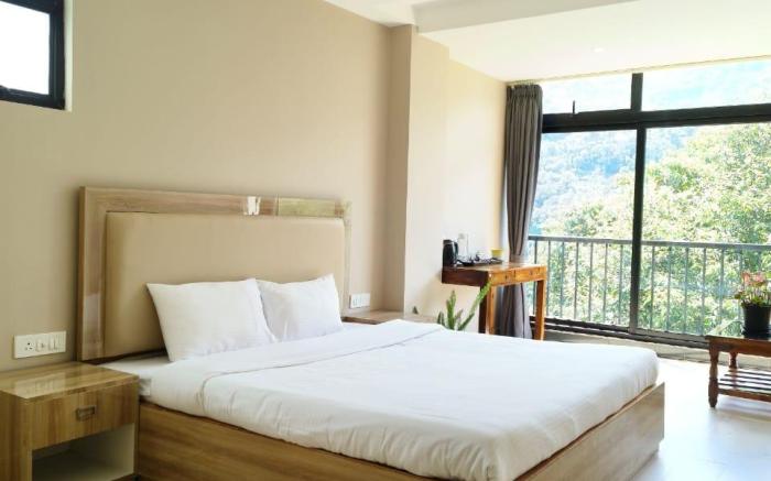BB 15 Hotel & Residences 